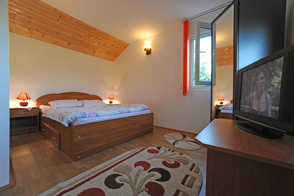 Casa Georgeta Guest House Bran  Ngoại thất bức ảnh