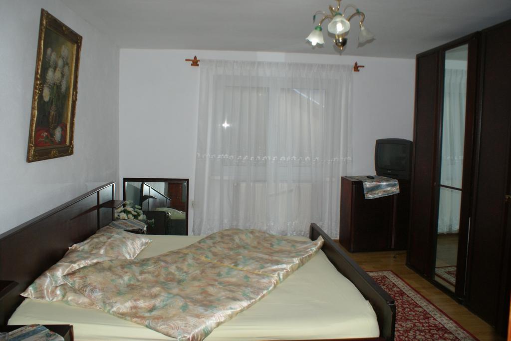 Casa Georgeta Guest House Bran  Ngoại thất bức ảnh